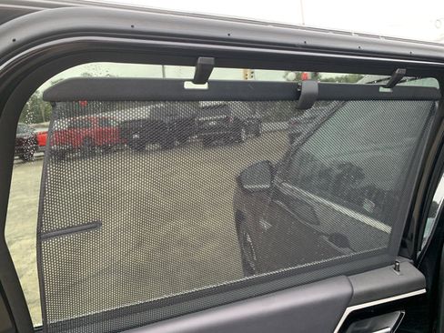 Used 2023 Mitsubishi Outlander SEL image 38