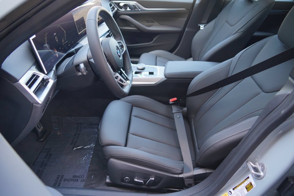 New 2026 BMW i4 eDrive40 w/ M Sport Package RWD image 10