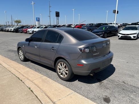 Used 2008 MAZDA MAZDA3 i Touring image 7