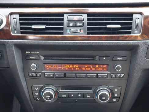 Used 2011 BMW 328i Sedan RWD image 22