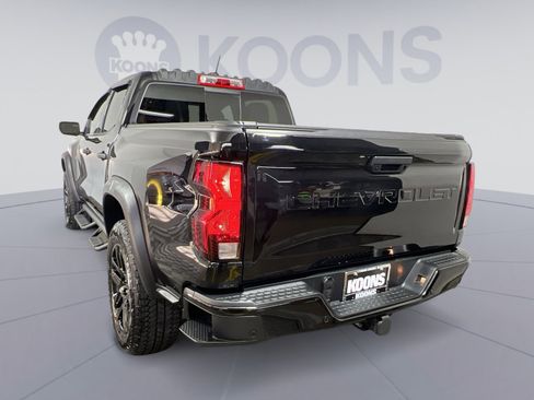 Used 2025 Chevrolet Colorado Trail Boss image 4
