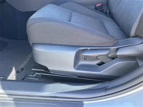 Used 2025 Toyota Camry LE image 17