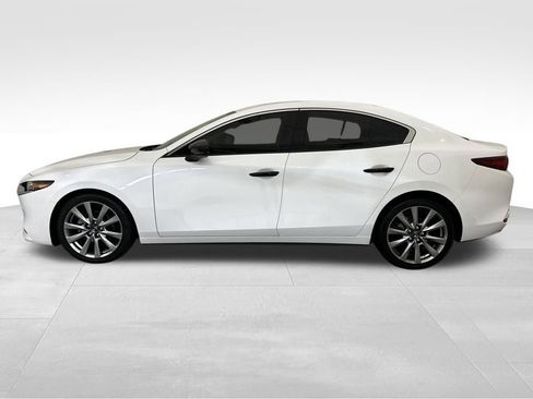 Used 2022 MAZDA MAZDA3 s AWD/4WD image 2