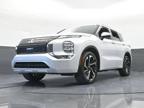 Used 2024 Mitsubishi Outlander SEL FWD image 59