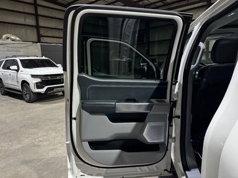 Used 2023 Ford F150 Limited image 15