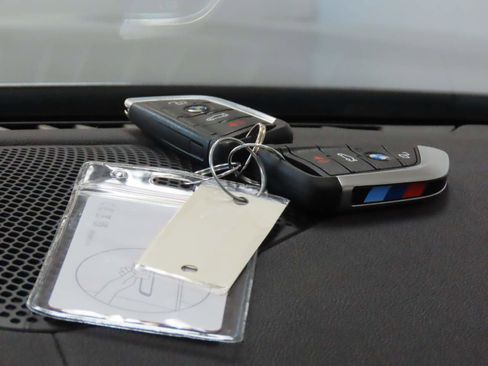 Used 2025 BMW Z4 sDrive30i image 16