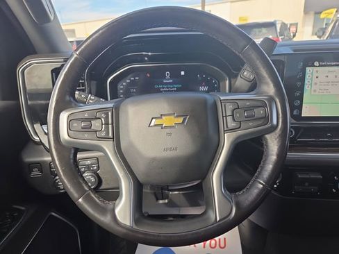 Used 2022 Chevrolet Silverado 1500 LT image 16