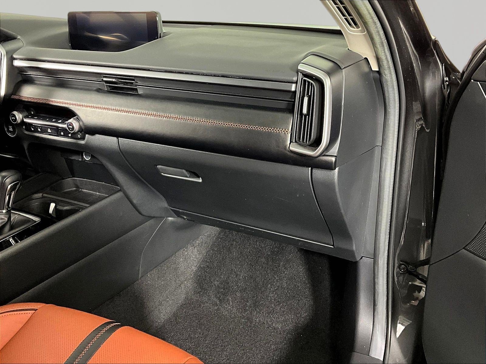 Used 2024 MAZDA CX-50 AWD 2.5 Turbo w/ Cargo Package image 25