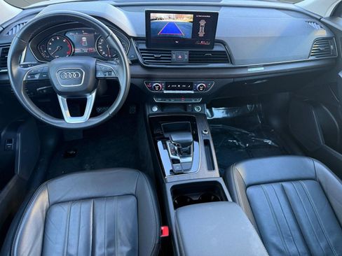Used 2021 Audi Q5 Premium w/ Convenience Package image 29