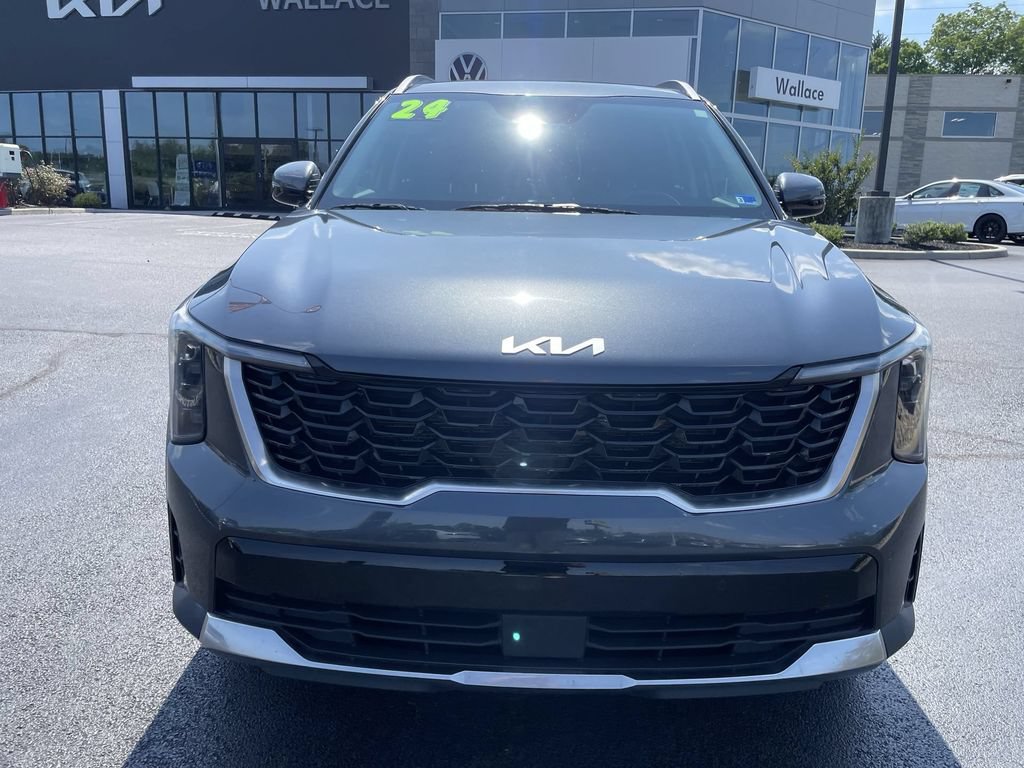 Used 2024 Kia Sorento S AWD/4WD image 2