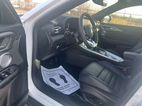 Used 2024 Dodge Hornet GT image 28