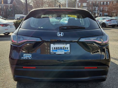Used 2023 Honda HR-V LX image 5