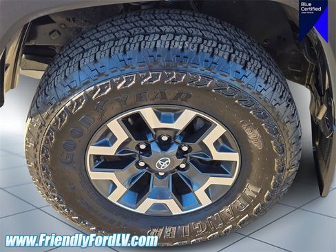 Used 2023 Toyota Tacoma SR image 9
