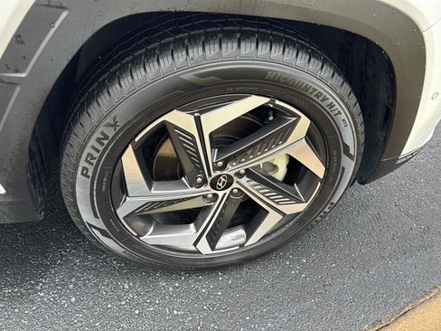 Used 2024 Hyundai Tucson Limited image 34