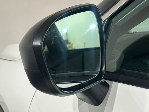 Used 2021 Nissan Rogue S AWD/4WD image 17