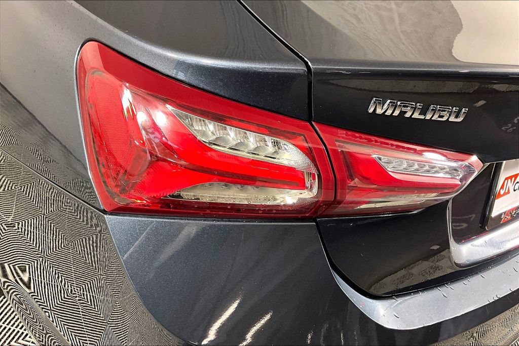 Used 2021 Chevrolet Malibu LT FWD image 27
