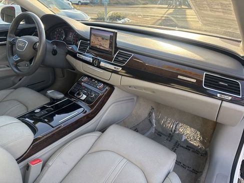 Used 2012 Audi A8 L 4.2 image 28