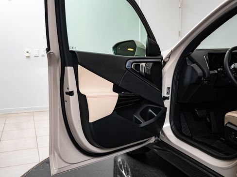 New 2026 BMW X3 xDrive30i w/ Premium Package AWD/4WD image 26