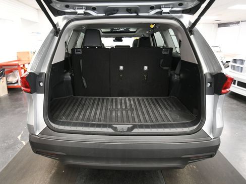 Used 2025 Toyota Grand Highlander AWD image 24