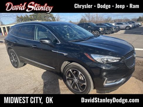 Used 2020 Buick Enclave Essence w/ Sport Touring Edition image 1