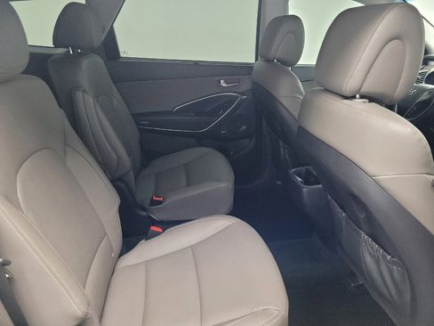 Used 2019 Hyundai Santa Fe XL image 19