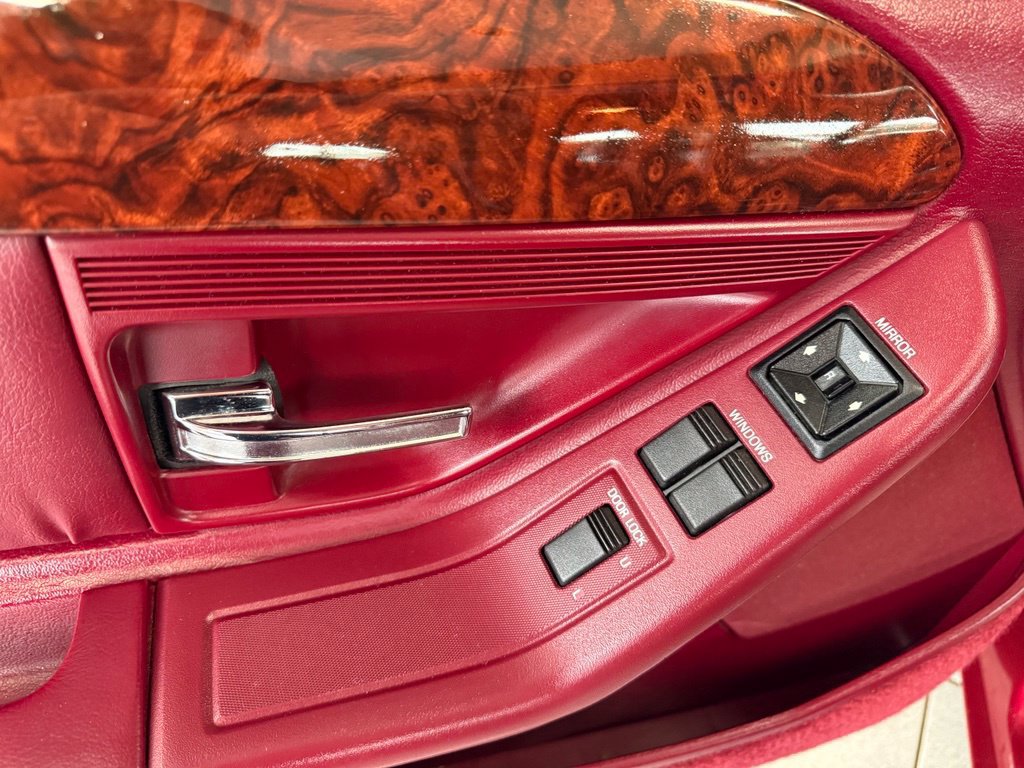 Used 1993 Mercury Cougar XR7 RWD image 11