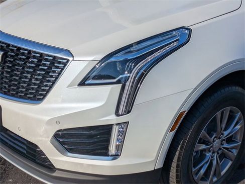 Used 2022 Cadillac XT5 Premium Luxury image 9