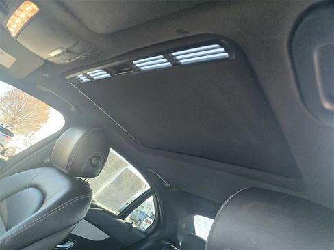Used 2020 Mercedes-Benz C 300 Sedan image 13