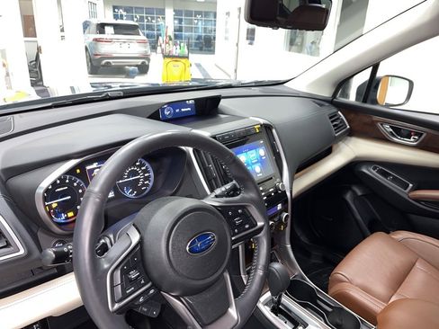 Used 2022 Subaru Ascent Touring w/ Popular Package #2A image 9