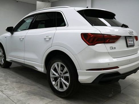 Used 2025 Audi Q3 2.0T Premium image 5