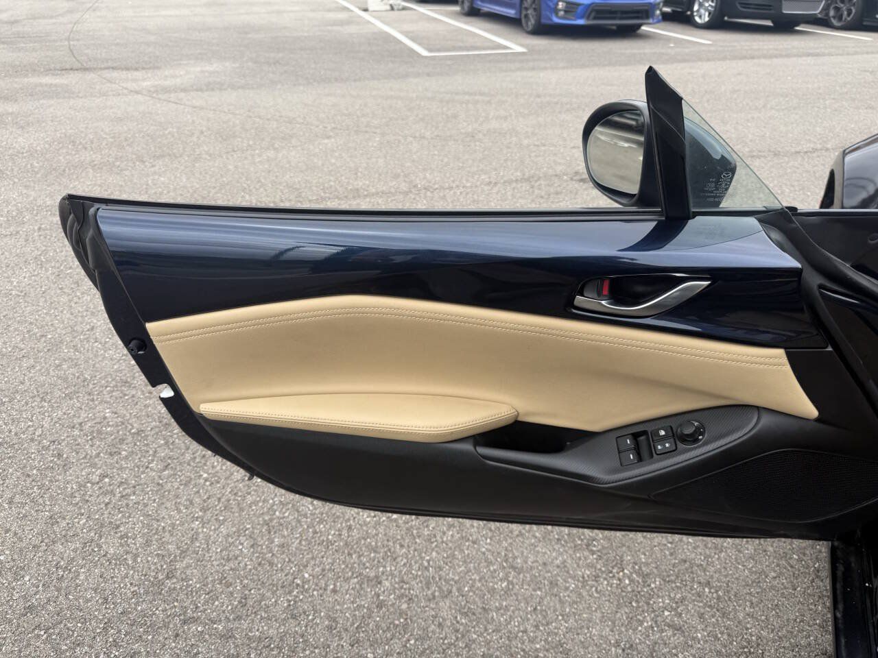 Used 2025 MAZDA MX-5 Miata RF Grand Touring RWD image 16