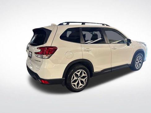Certified 2023 Subaru Forester Premium AWD/4WD image 6