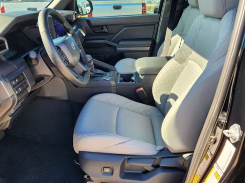 New 2026 Toyota Tacoma SR5 image 4