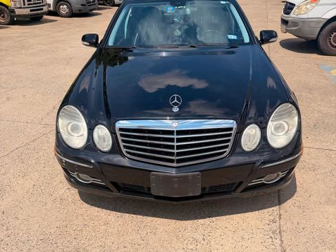 Used 2008 Mercedes-Benz E 350 Sedan image 3