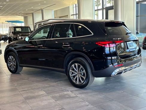 Used 2026 Mercedes-Benz GLC 300 GLC 300 image 3