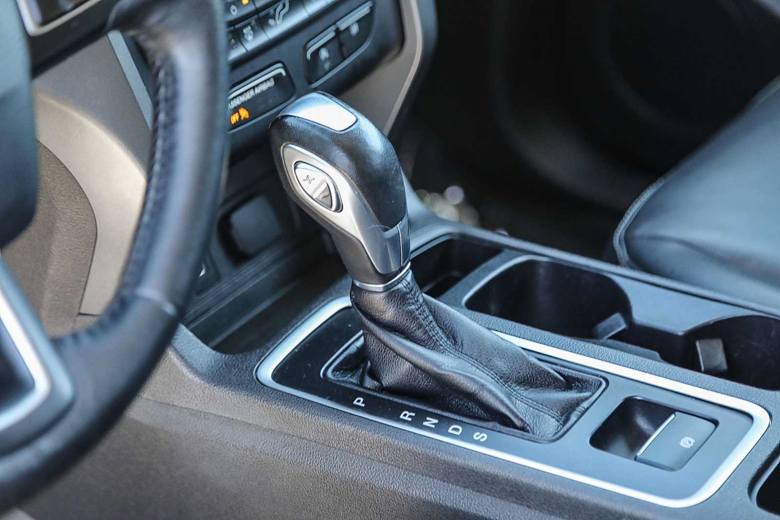 Used 2018 Ford Escape SEL FWD image 19