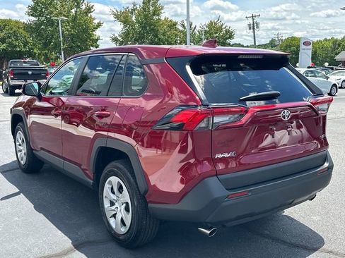 Used 2025 Toyota RAV4 LE FWD image 5