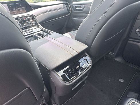 Used 2026 Nissan Armada PRO-4X AWD/4WD image 24