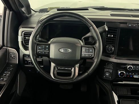 Used 2024 Ford F350 Platinum image 15