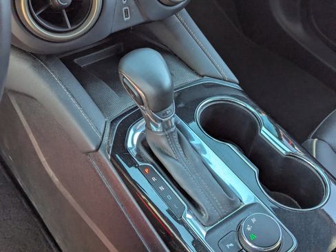 Used 2023 Chevrolet Blazer Premier w/ Enhanced Convenience Package image 29