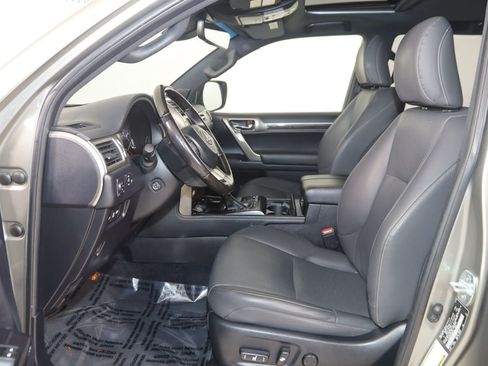 Used 2020 Lexus GX 460 Premium AWD/4WD image 12