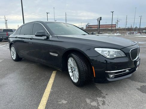 Used 2014 BMW 750Li image 6
