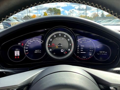 Used 2022 Porsche Panamera Turbo S image 21