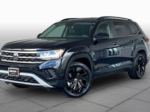 Used 2023 Volkswagen Atlas SE w/ Black Wheel Package AWD/4WD image 1