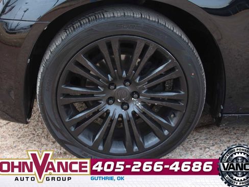 Used 2012 Chrysler 300 S image 11