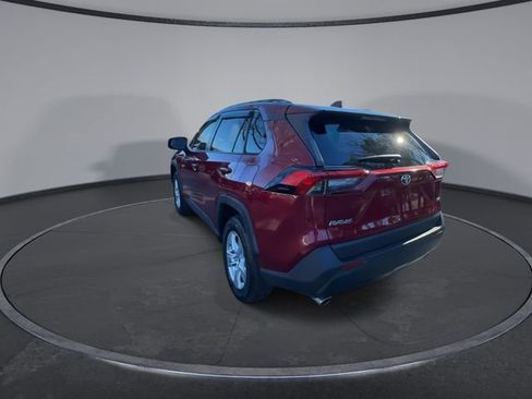 Used 2020 Toyota RAV4 XLE image 11