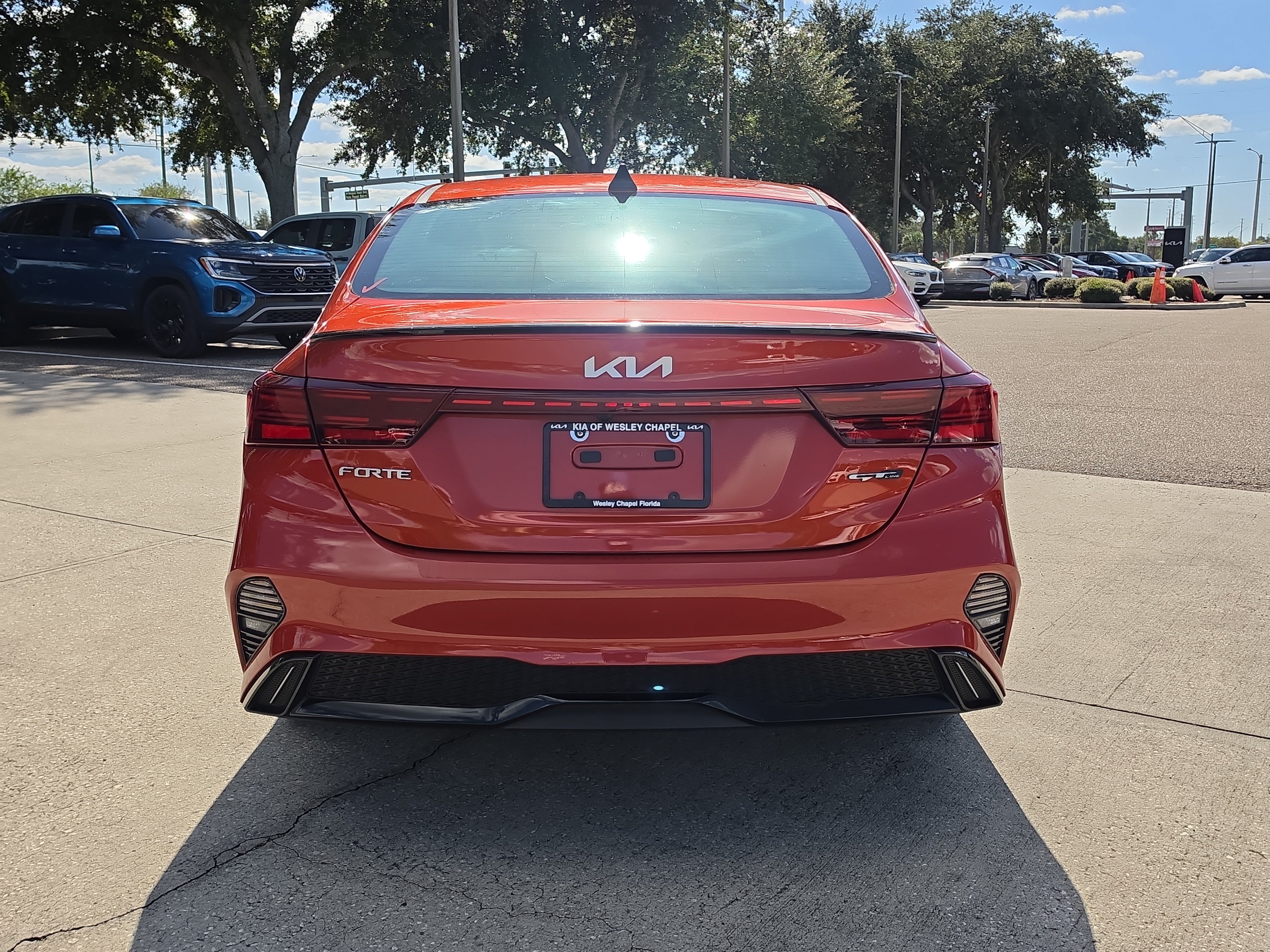 Used 2023 Kia Forte GT-Line w/ GT-Line Premium Package FWD image 7