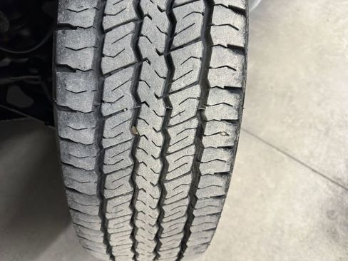 Used 2019 Chevrolet Express 2500 w/ Driver Convenience Package image 24