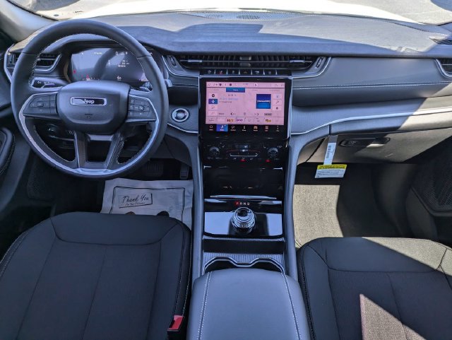 New 2027 Jeep Grand Cherokee Laredo X RWD image 15