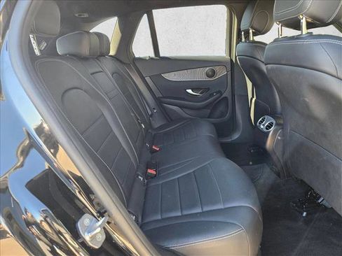 Used 2018 Mercedes-Benz GLC 300 4MATIC image 20
